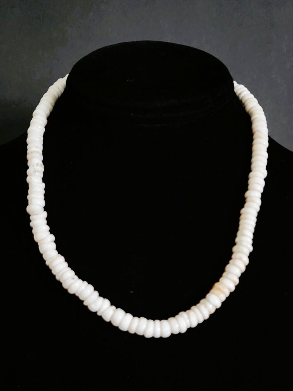 Vintage Puka Shell Surfer Unisex Necklace - 70s Authentic Beach-Worn - 34g